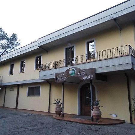 טורג'אנו Hotel Valleumbra מראה חיצוני תמונה