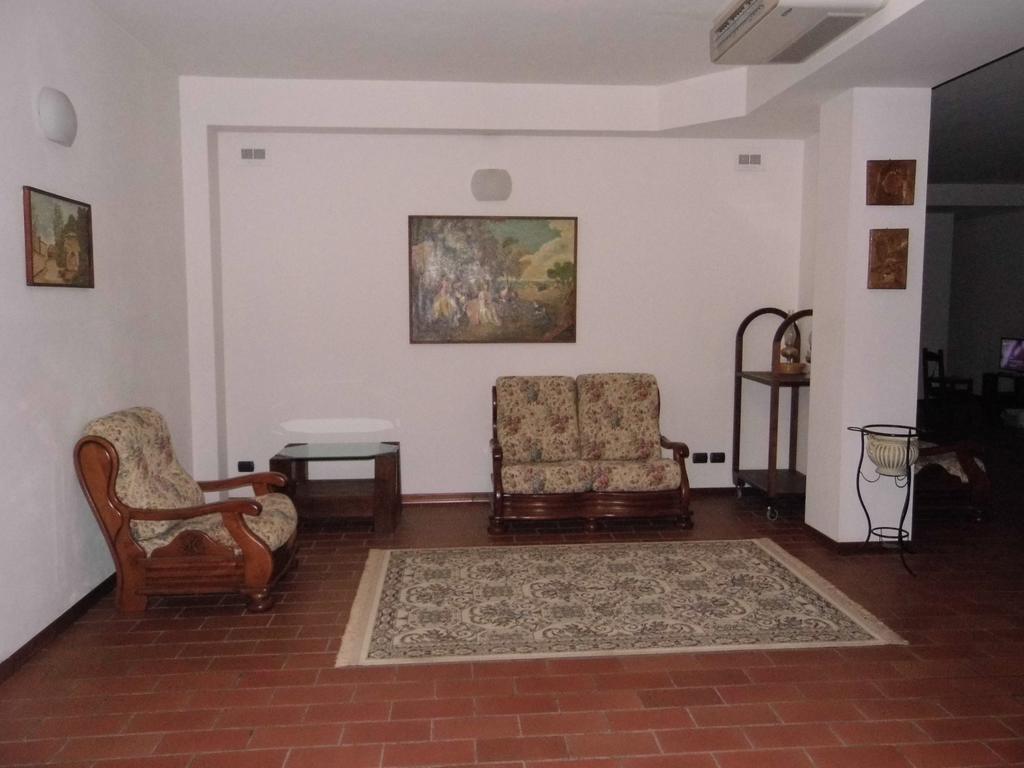 טורג'אנו Hotel Valleumbra מראה חיצוני תמונה