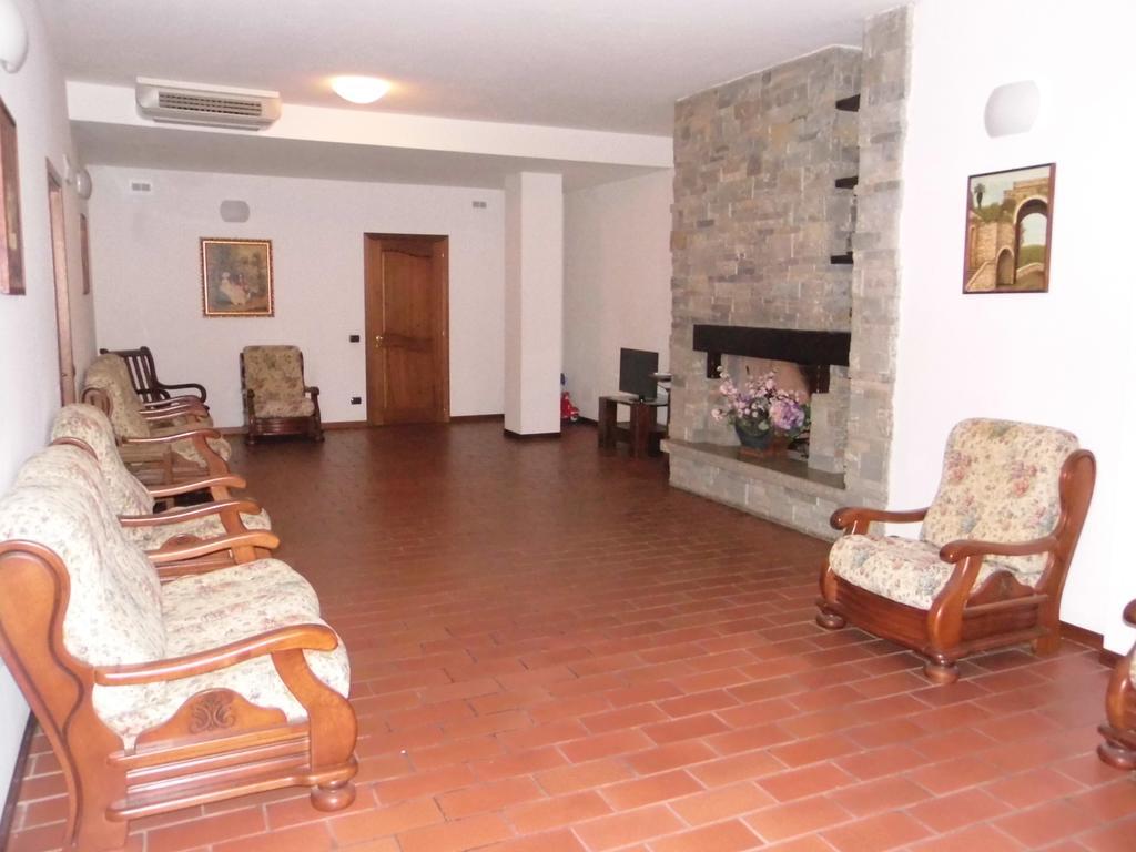 טורג'אנו Hotel Valleumbra מראה חיצוני תמונה